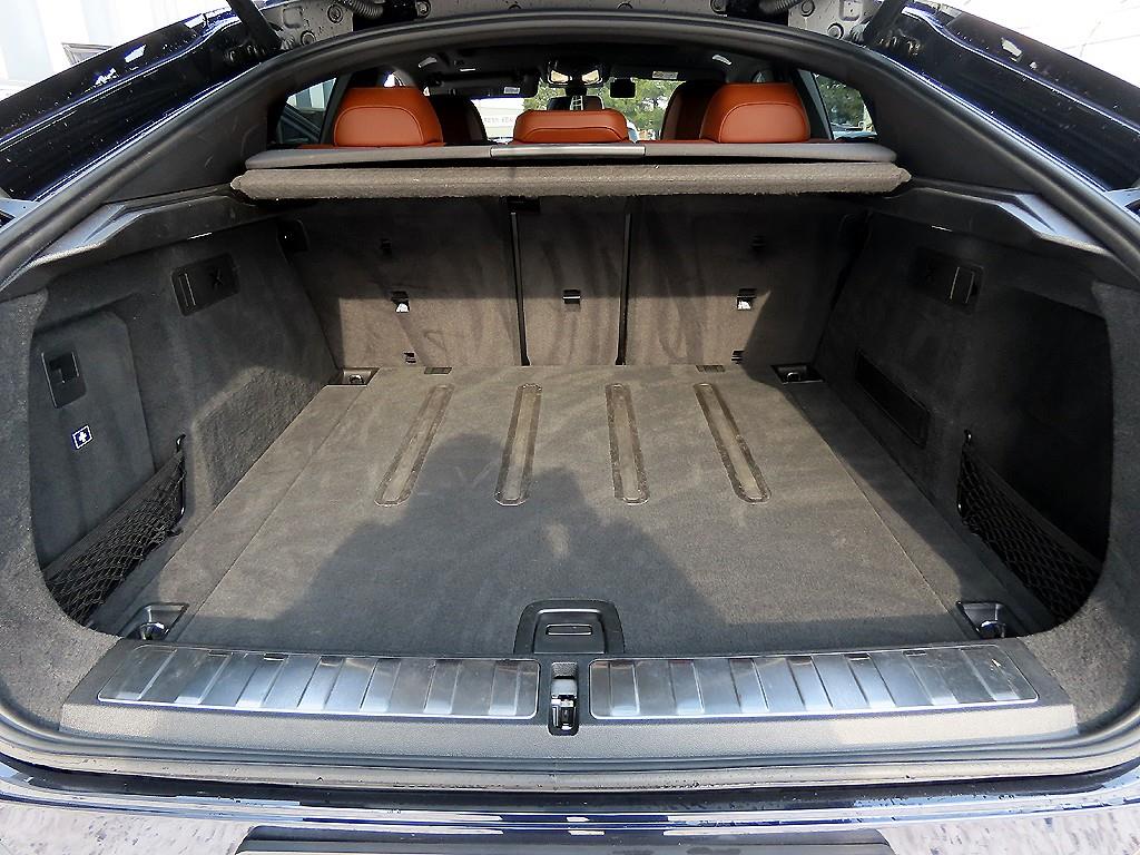 BMW X6 2022 Negro - Importación desde Corea - HF Imports Iquique - Foto 16