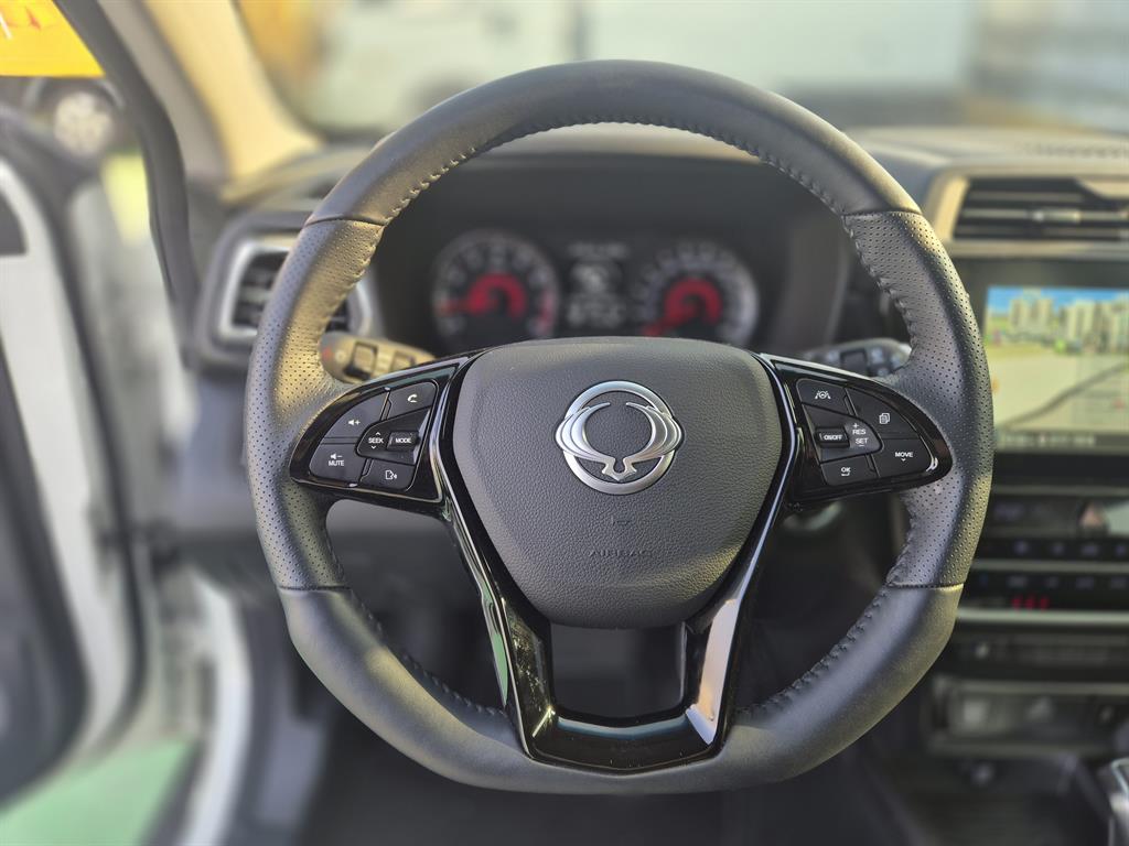 Ssangyong Tivoli 2025 Blanco - Importación desde Corea - HF Imports Iquique - Foto 15