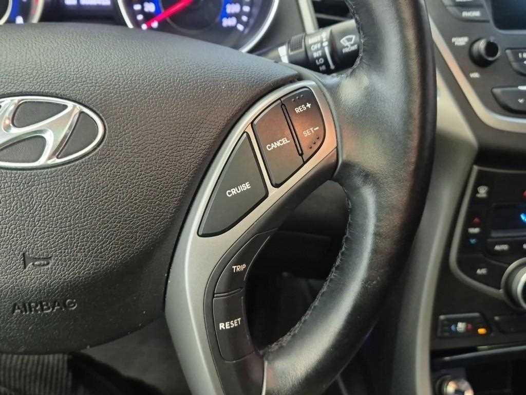 HYUNDAI Avante 2014 Blanco - Importación desde Corea - HF Imports Iquique - Foto 16