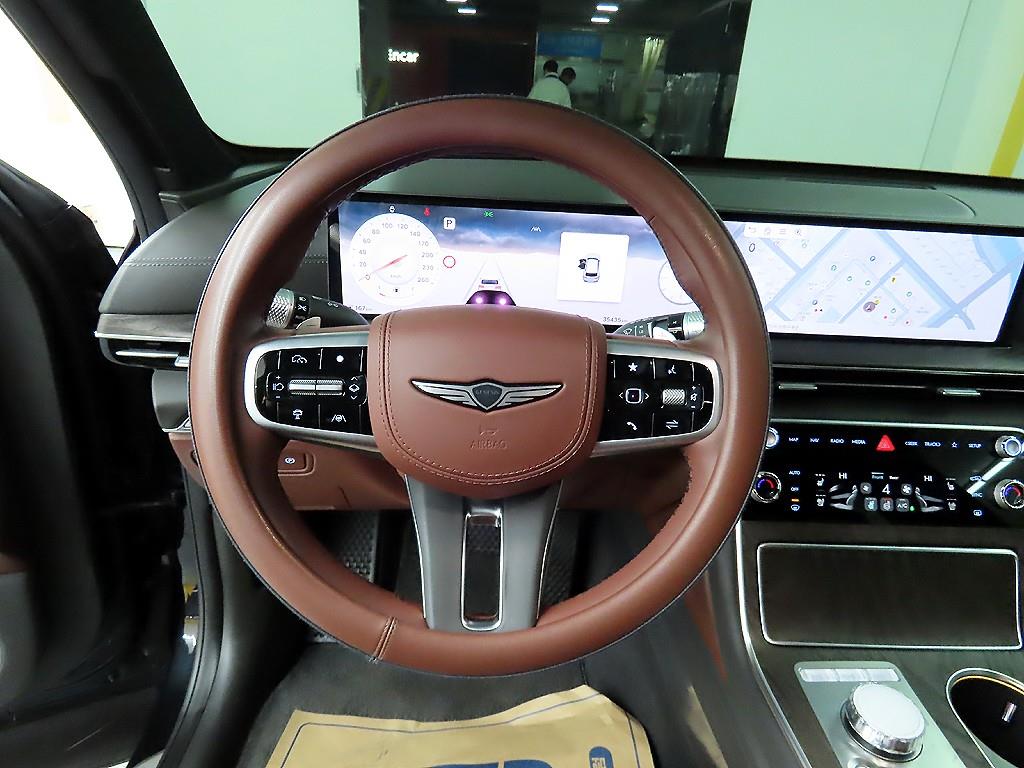 Genesis GV80 - Vista 9