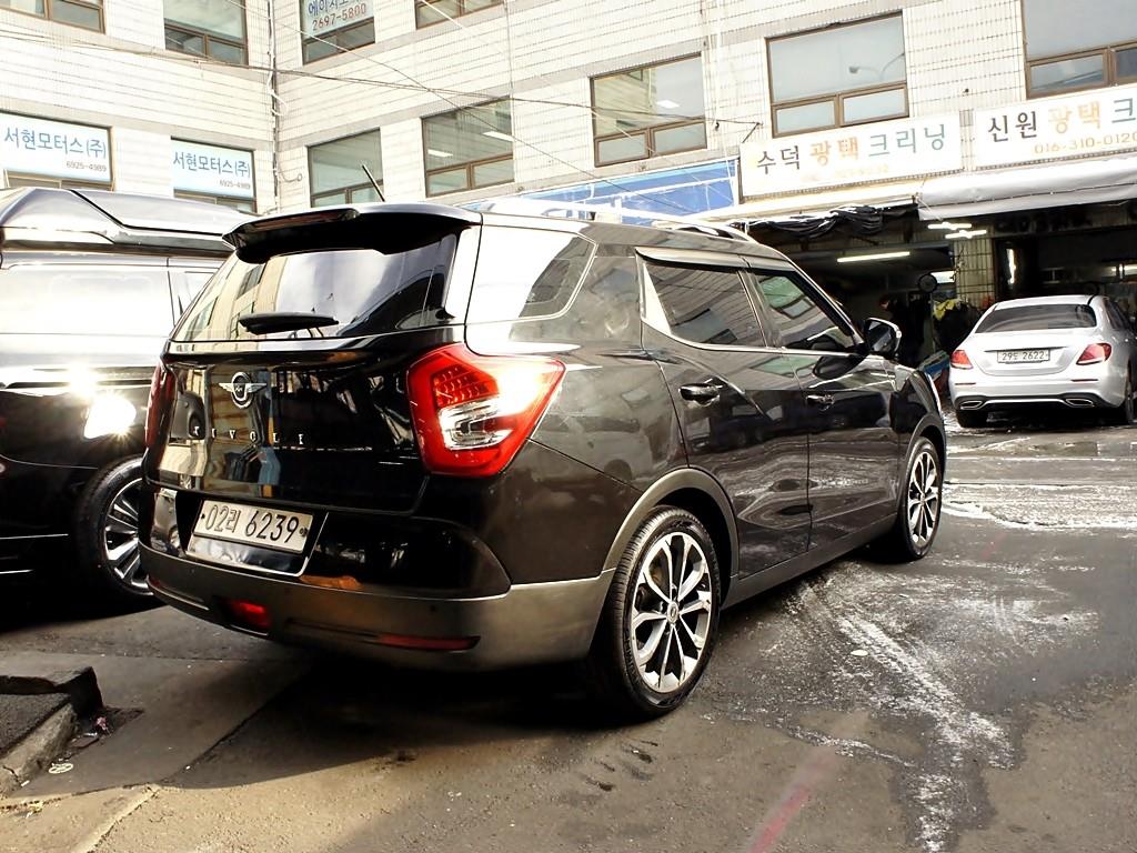 Ssangyong Tivoli - Vista 7