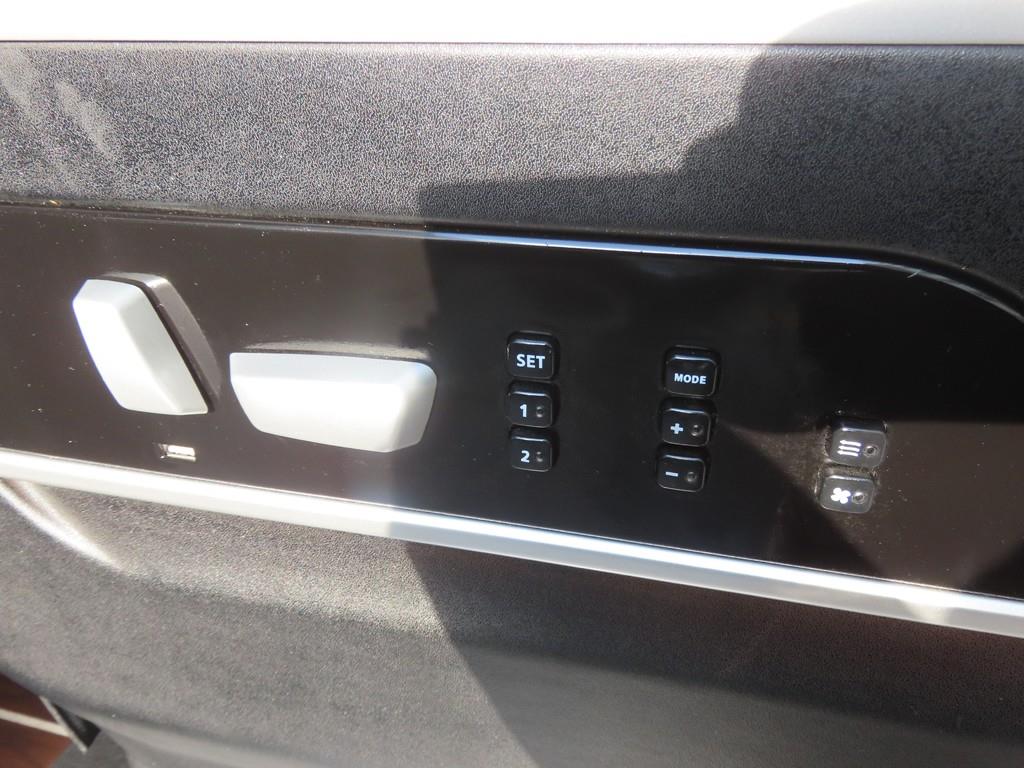 Mercedes Benz Sprinter 2018 Negro - Importación desde Corea - HF Imports Iquique - Foto 16