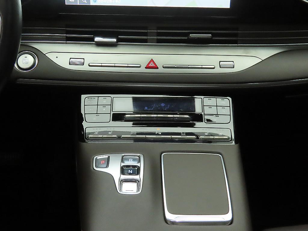 HYUNDAI Grandeur - Vista 11