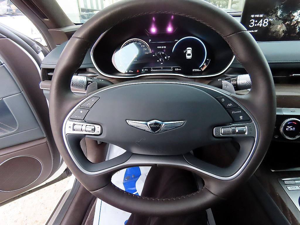 Genesis G80 - Vista 8