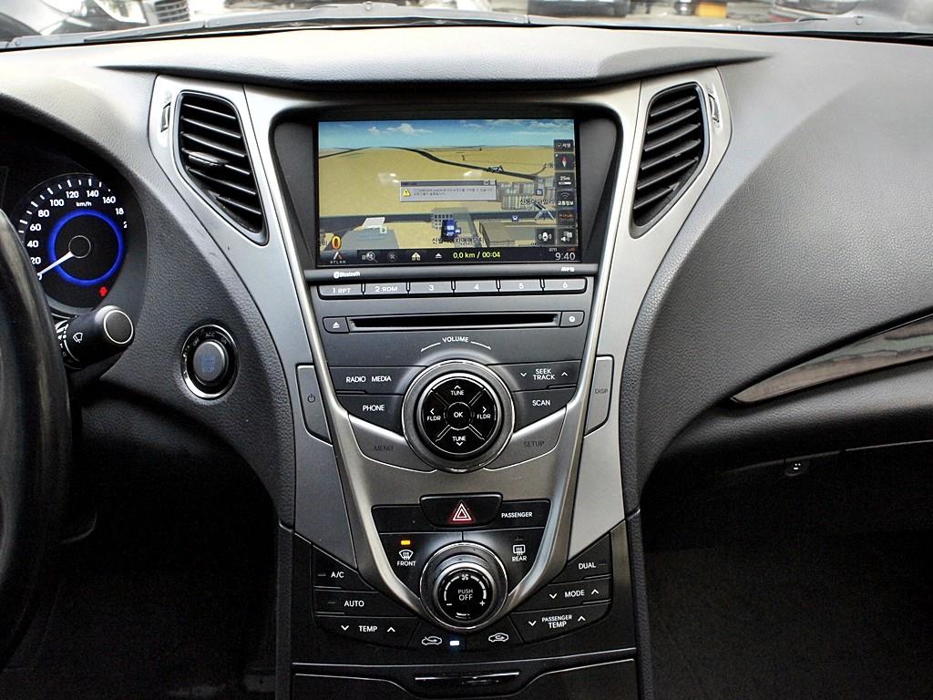 HYUNDAI Grandeur 2014 Negro - Importación desde Corea - HF Imports Iquique - Foto 10