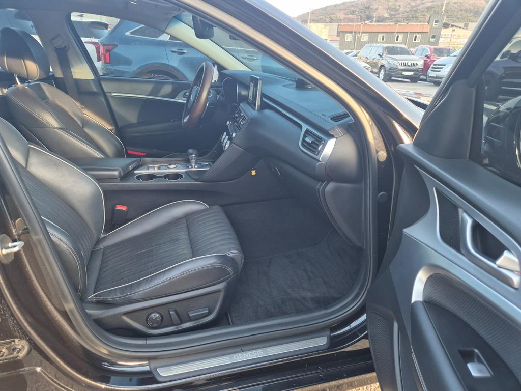 Genesis G70 2018 Negro - Importación desde Corea - HF Imports Iquique - Foto 17