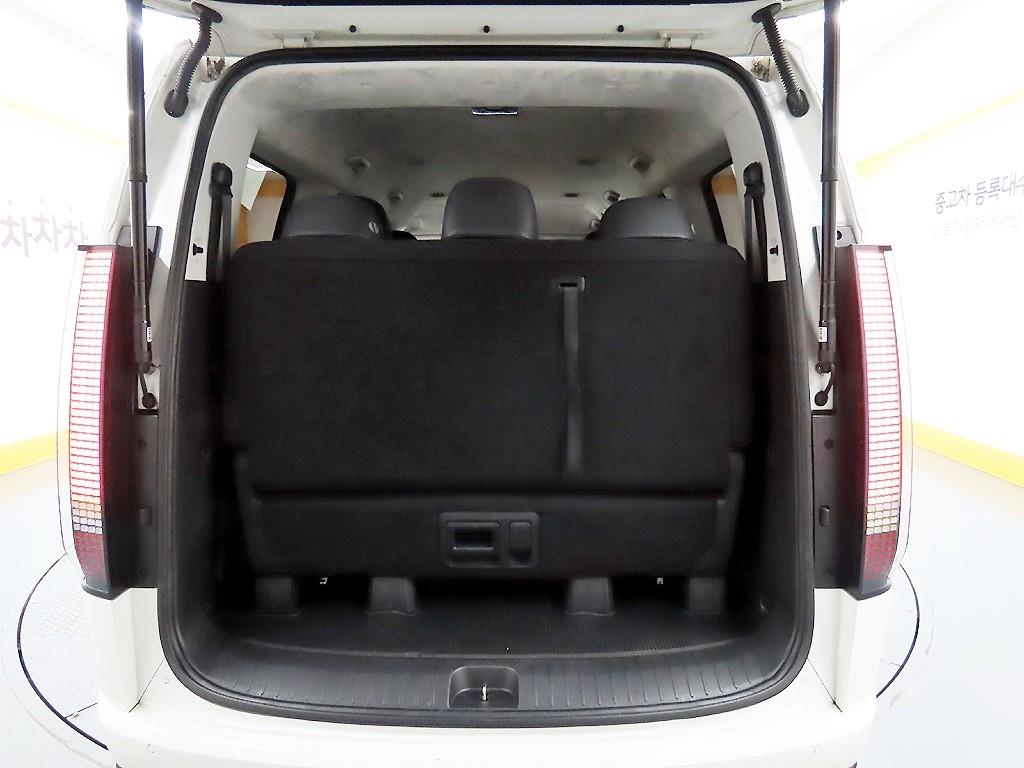 HYUNDAI Staria 2023 Blanco - Importación desde Corea - HF Imports Iquique - Foto 17