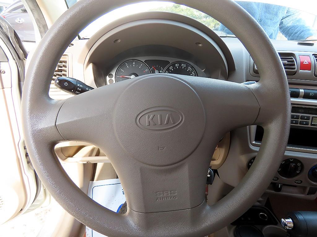 KIA Morning - Vista 8