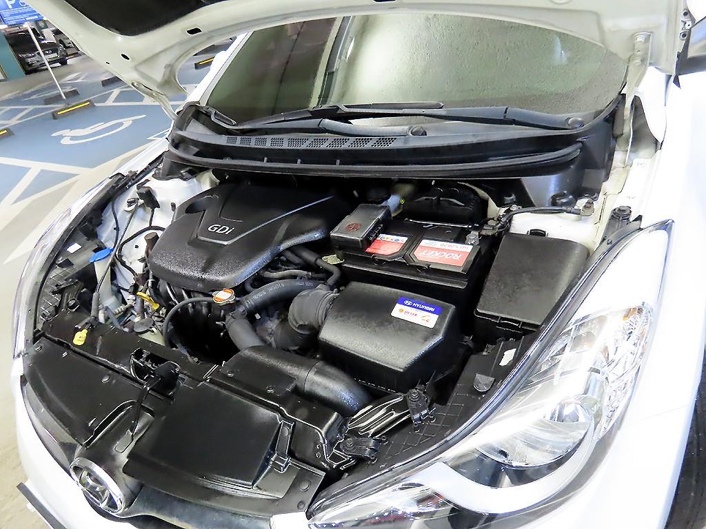 HYUNDAI Avante 2011 Blanco - Importación desde Corea - HF Imports Iquique - Foto 17