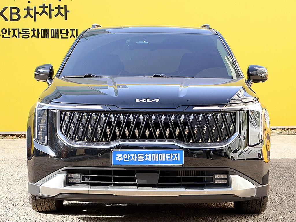 KIA Carnival 2025 Negro - Importación desde Corea - HF Imports Iquique - Foto 1