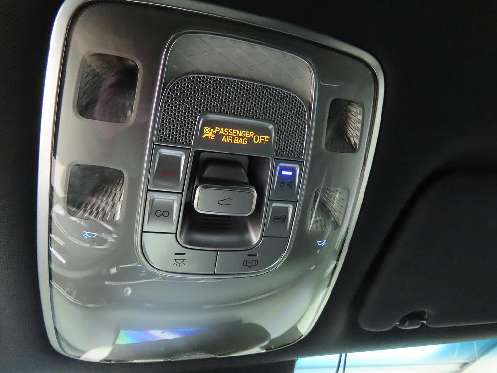 Genesis GV70 - Vista 9