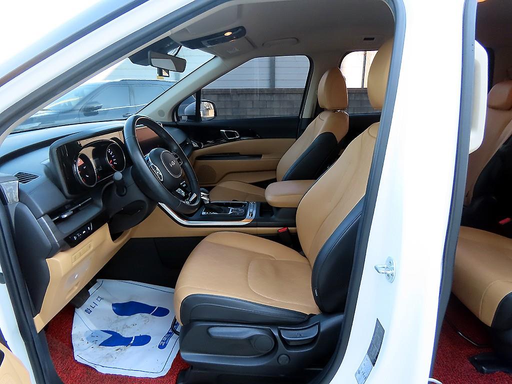 KIA Carnival - Vista 5