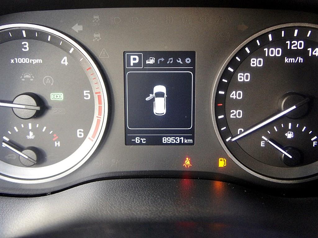 HYUNDAI Tucson 2017 Blanco - Importación desde Corea - HF Imports Iquique - Foto 9