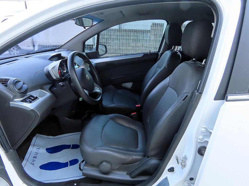 Chevrolet Spark - Vista 5