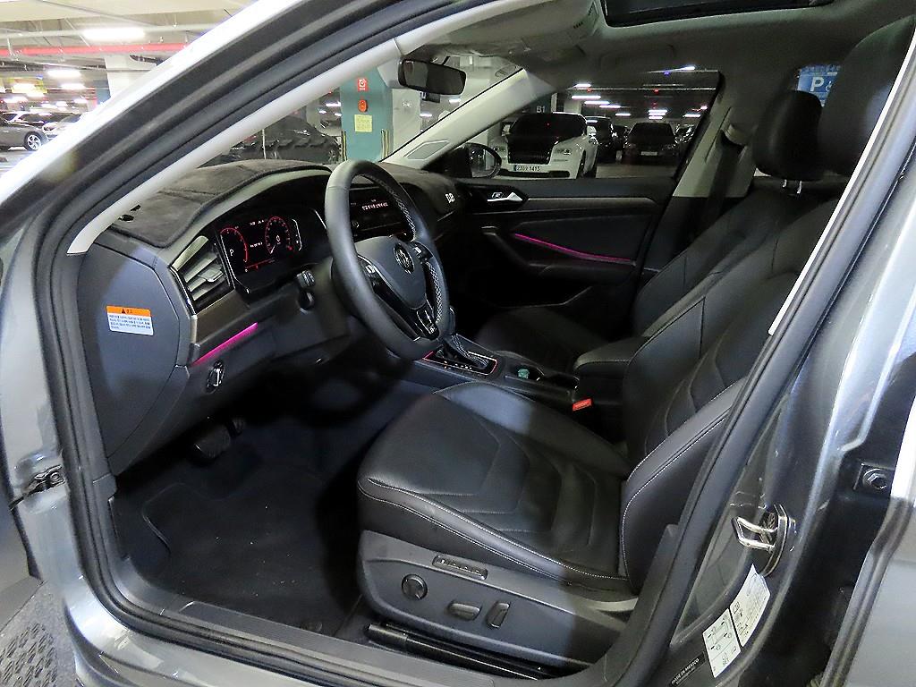 Volkswagen Jetta - Vista 6