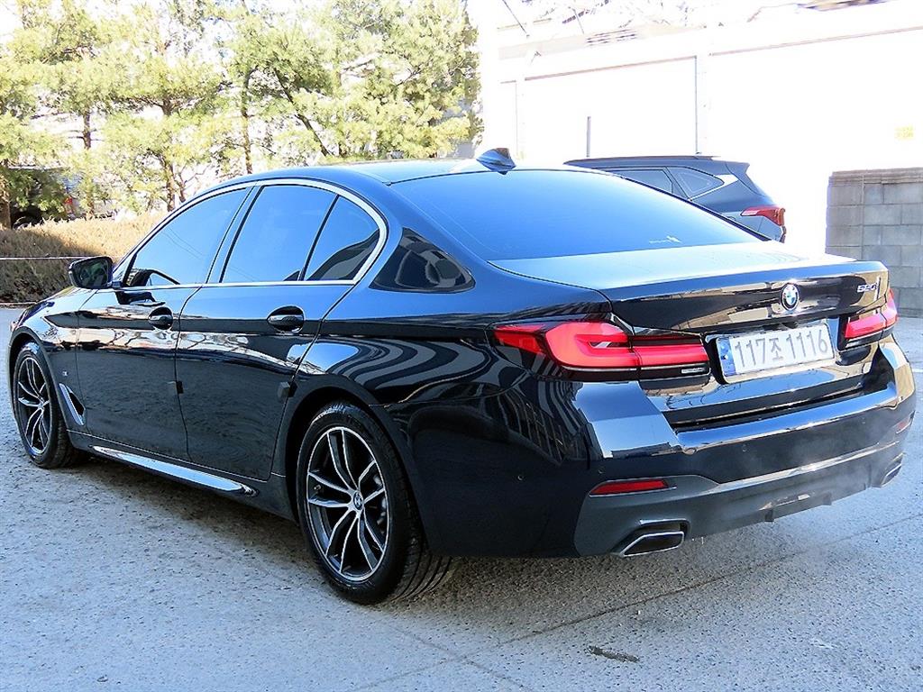 BMW 5 Series - Vista 3
