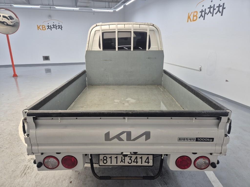 Small Truck Cargo (small) 2022 Blanco - Importación desde Corea - HF Imports Iquique - Foto 17