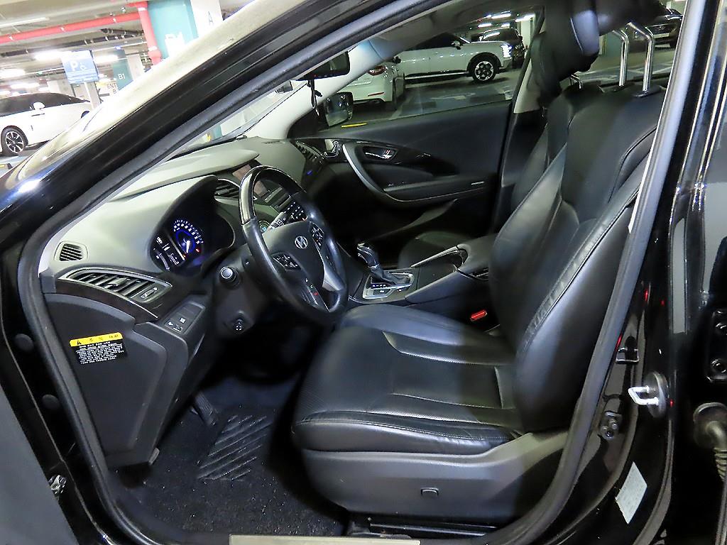 HYUNDAI Grandeur - Vista 6