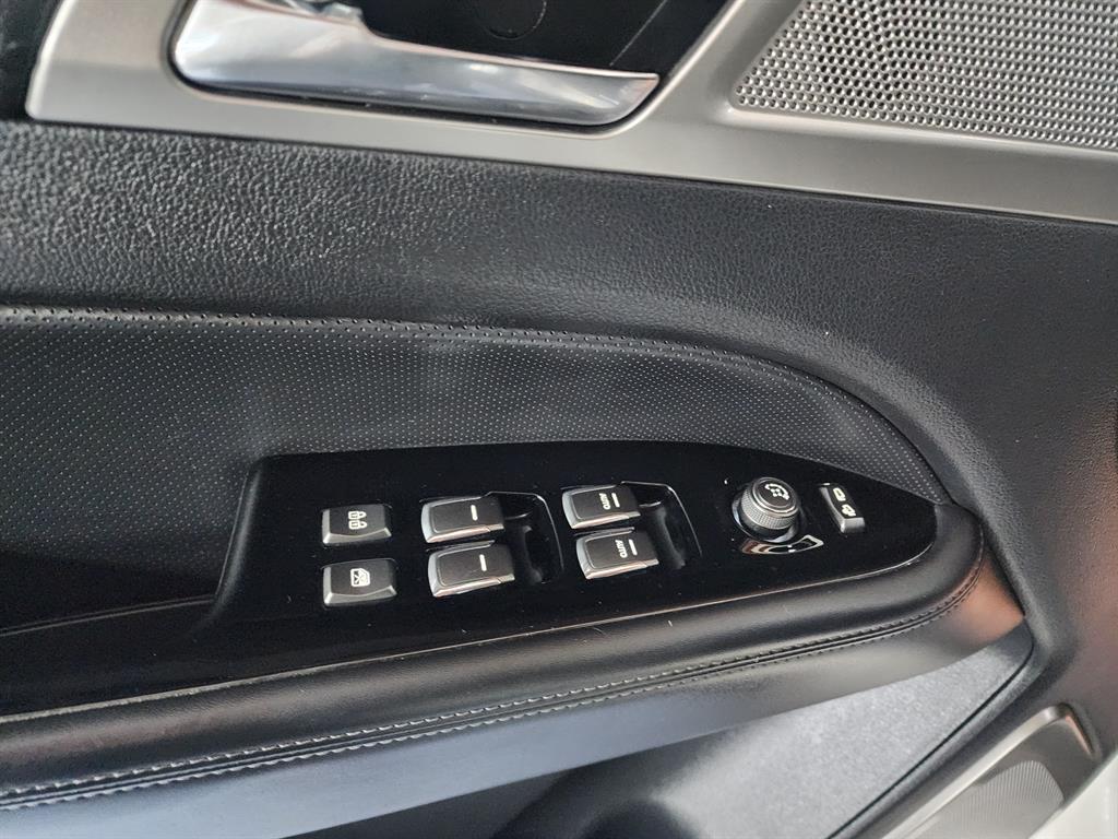 Ssangyong Rexton - Vista 8