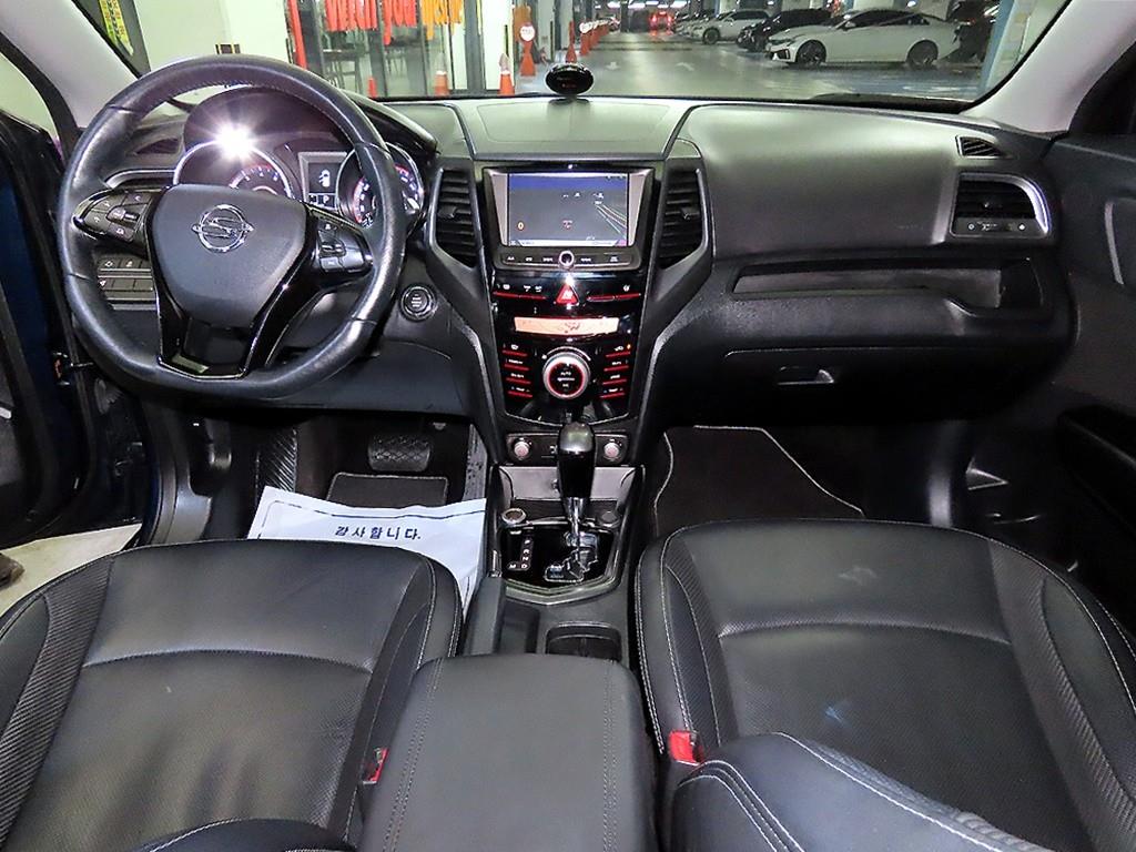 Ssangyong Tivoli - Vista 10