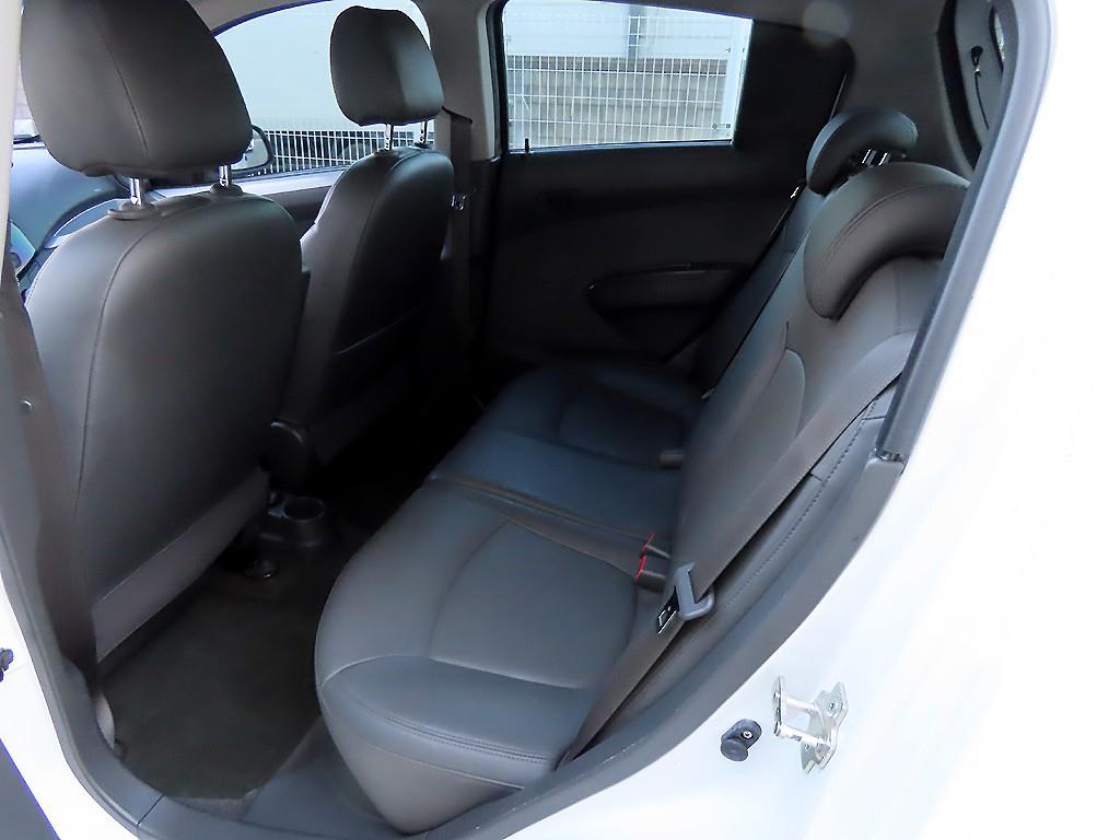 Chevrolet Spark - Vista 6