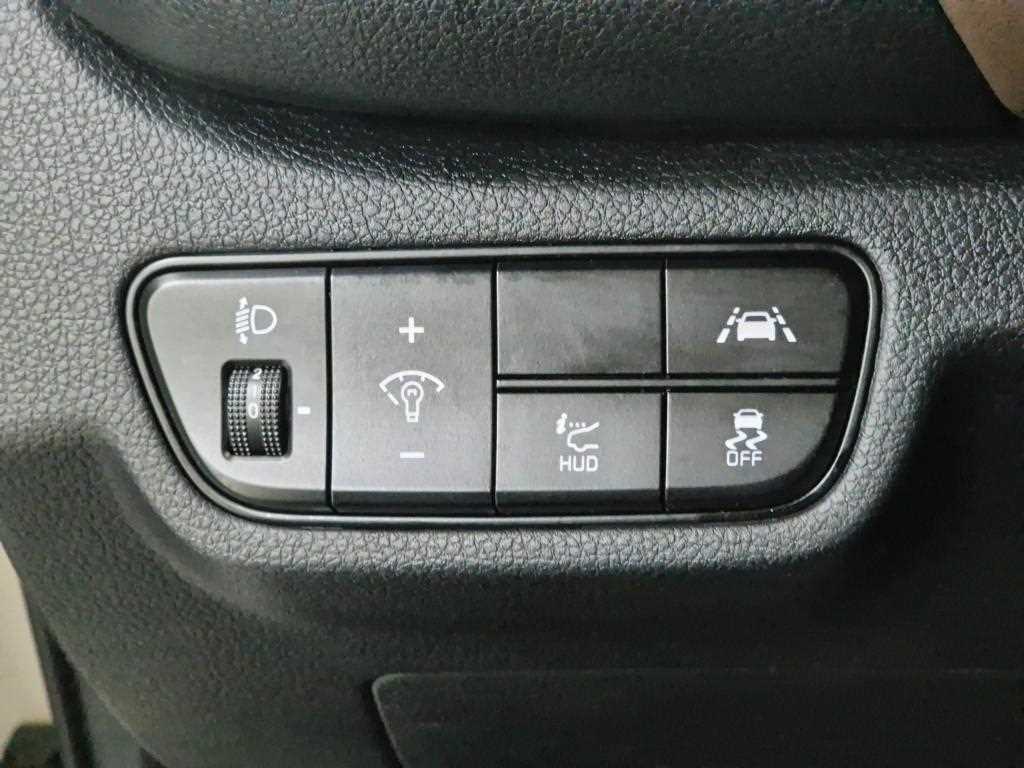 KIA Seltos 2020 Blanco - Importación desde Corea - HF Imports Iquique - Foto 18