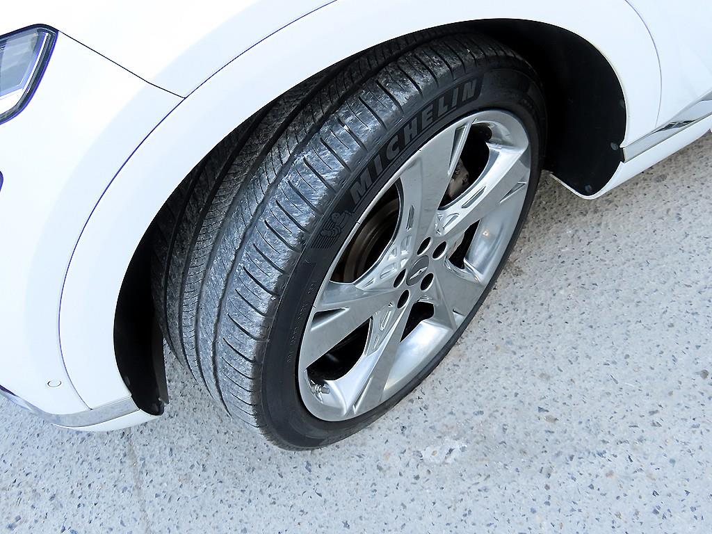 Genesis GV80 2022 Blanco - Importación desde Corea - HF Imports Iquique - Foto 20