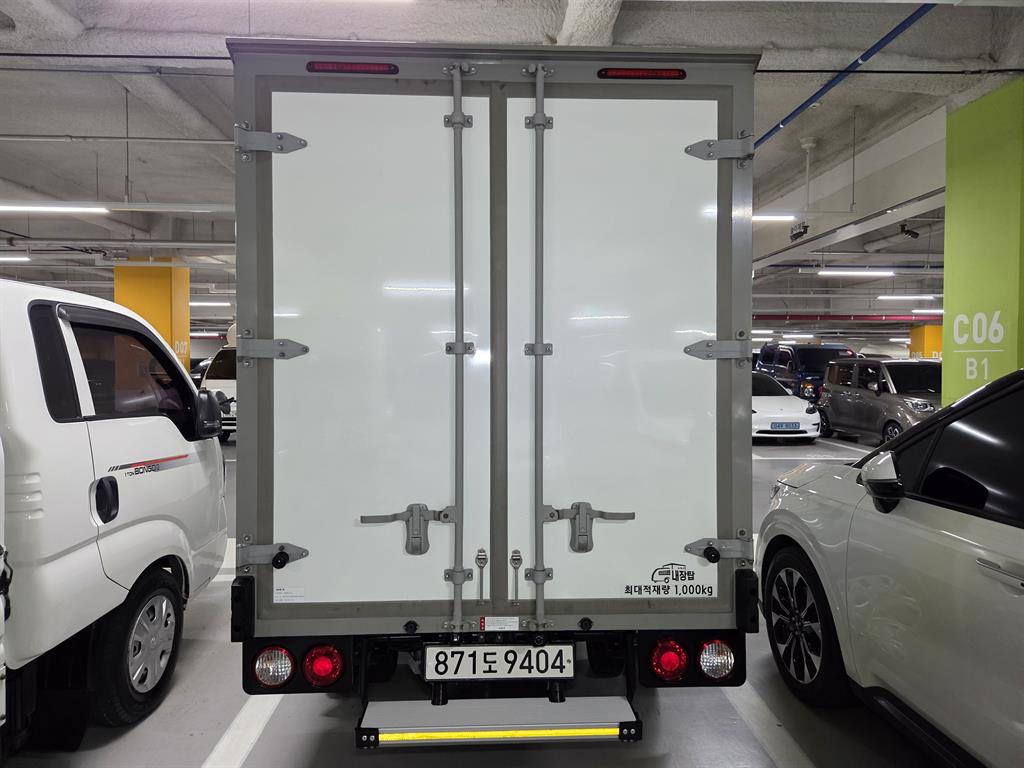 Small Truck Normal Box(High Deck) - Vista 8