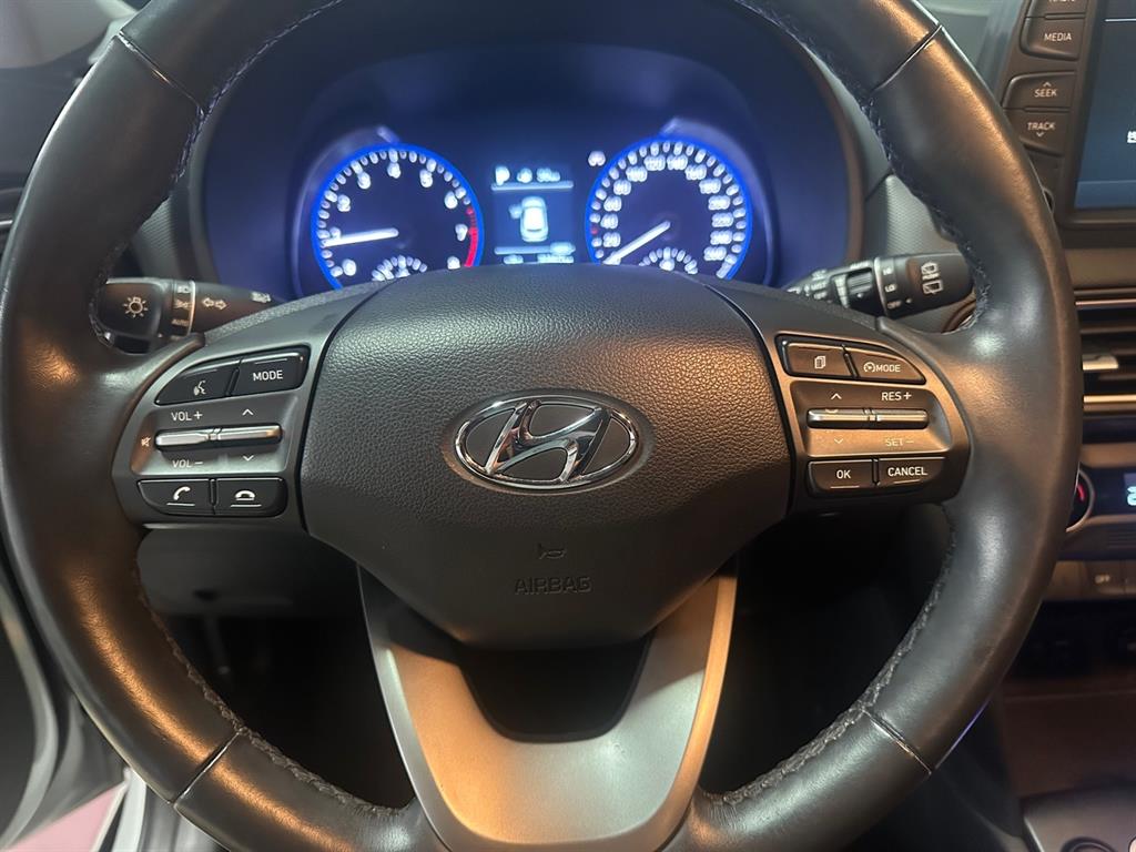 HYUNDAI Kona - Vista 12