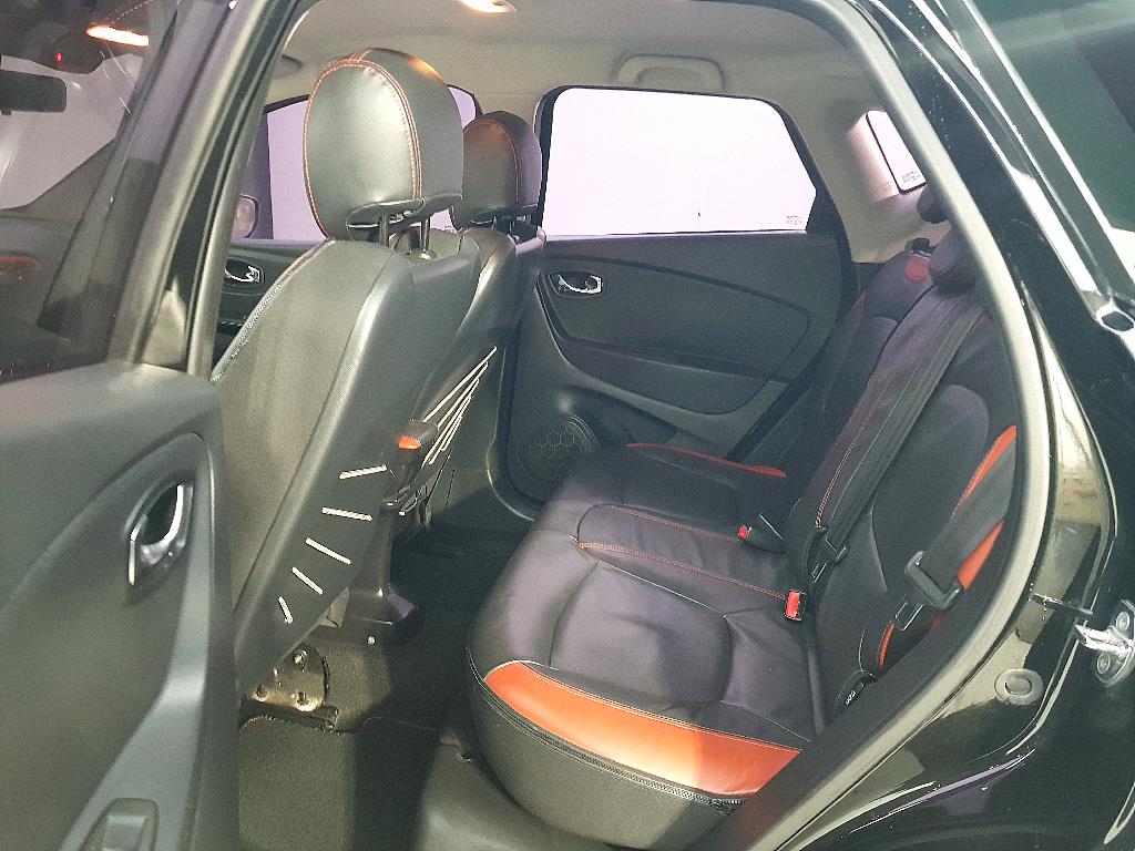 SAMSUNG QM3 - Vista 9