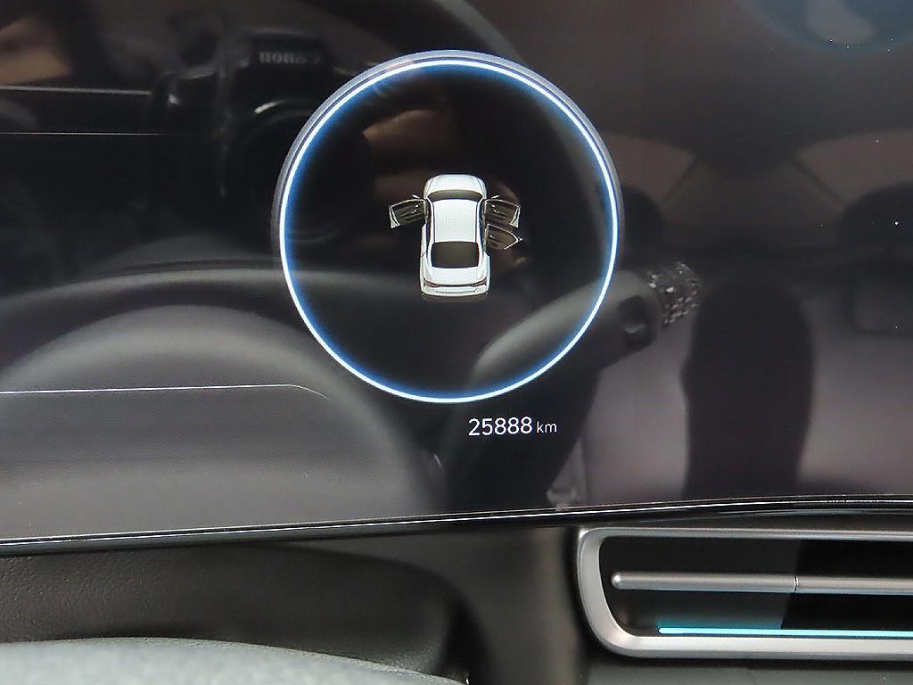 HYUNDAI Avante - Vista 11