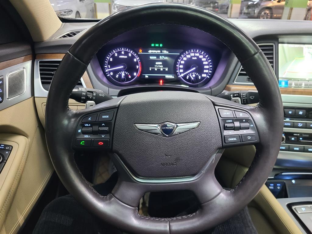 Genesis G80 - Vista 6