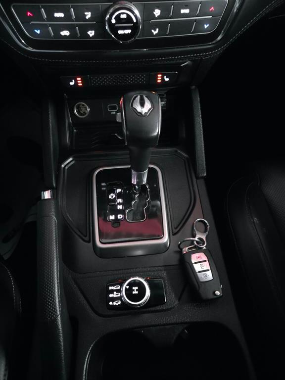 Ssangyong Rexton 2019 Blanco - Importación desde Corea - HF Imports Iquique - Foto 13