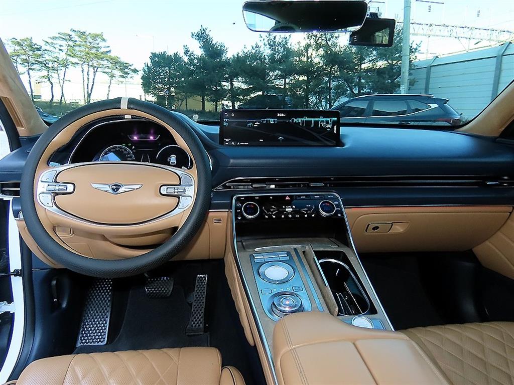 Genesis GV80 - Vista 7