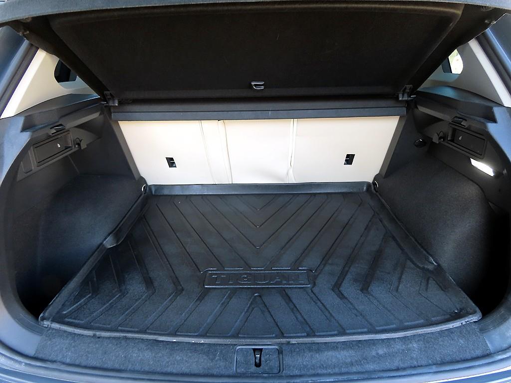 Volkswagen Tiguan 2021 Gris - Importación desde Corea - HF Imports Iquique - Foto 17