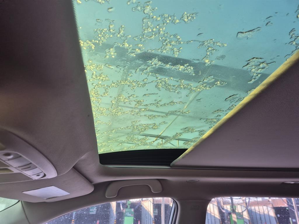 SAMSUNG QM6 2017 Blanco - Importación desde Corea - HF Imports Iquique - Foto 14