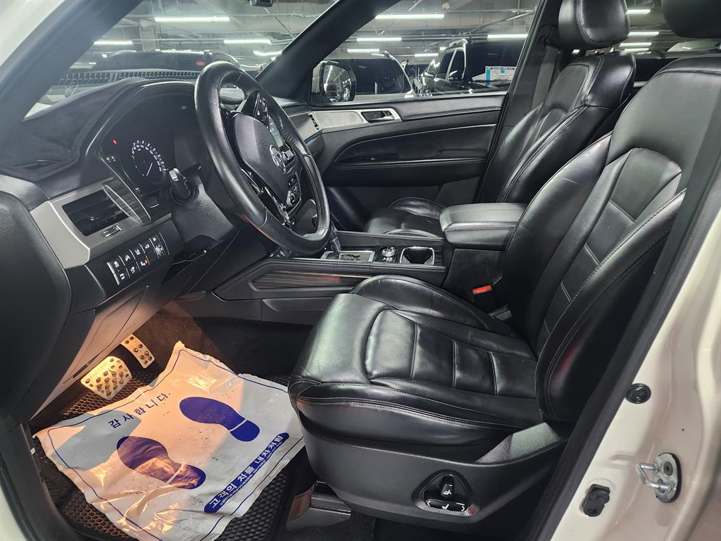 Ssangyong Rexton - Vista 7