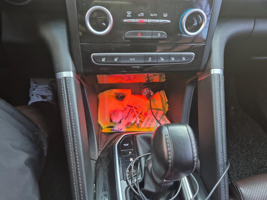 SAMSUNG QM6 - Vista 12