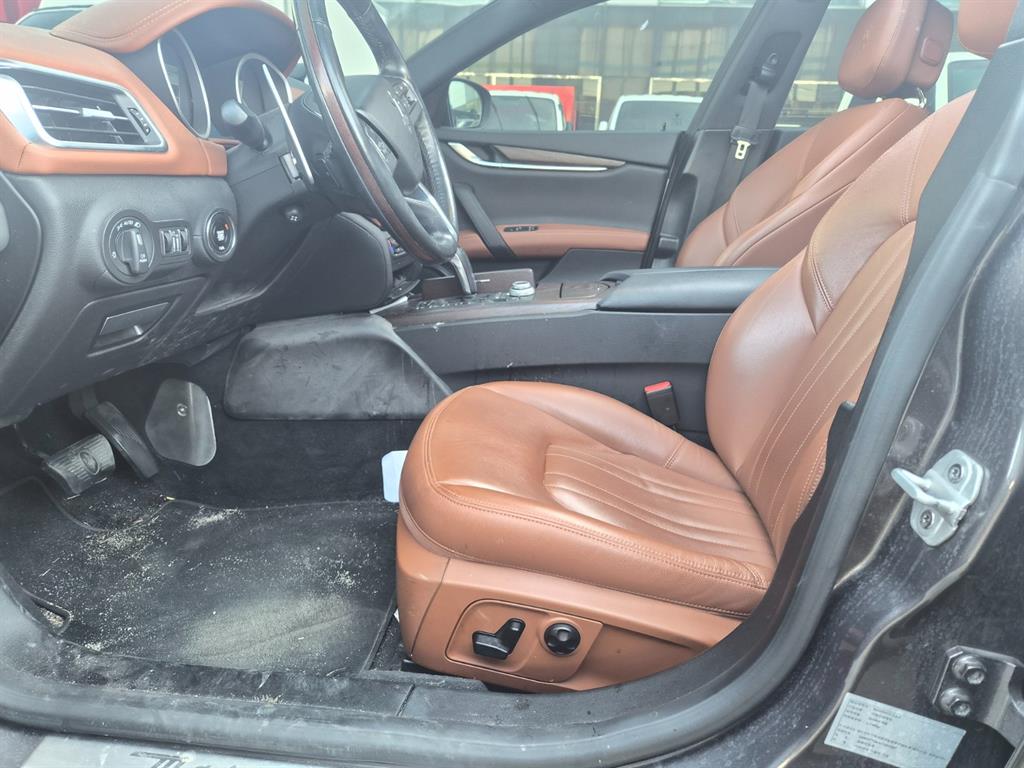 Maserati Ghibli - Vista 11