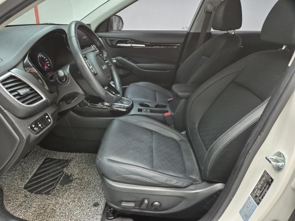 KIA Seltos 2023 Blanco - Importación desde Corea - HF Imports Iquique - Foto 18