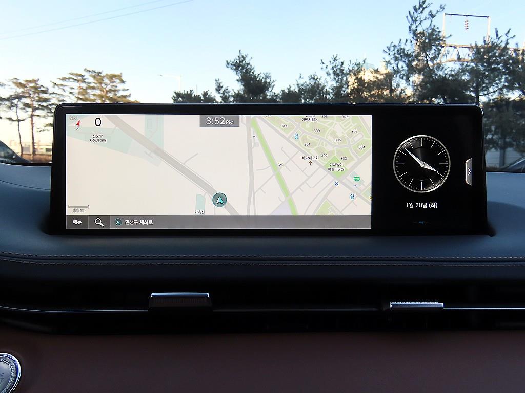 Genesis GV70 2024 Blanco - Importación desde Corea - HF Imports Iquique - Foto 14