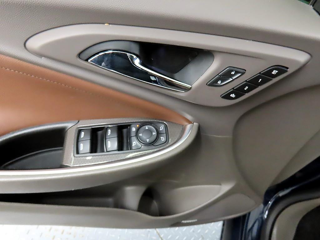 Chevrolet Malibu - Vista 11