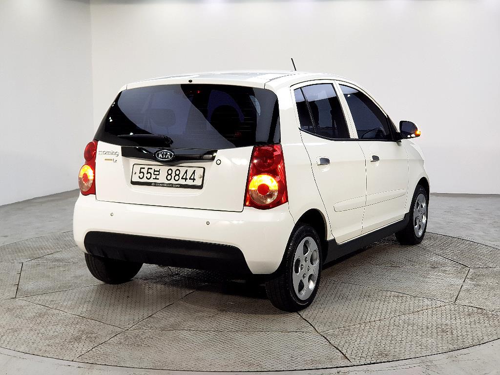 KIA Morning - Vista 4