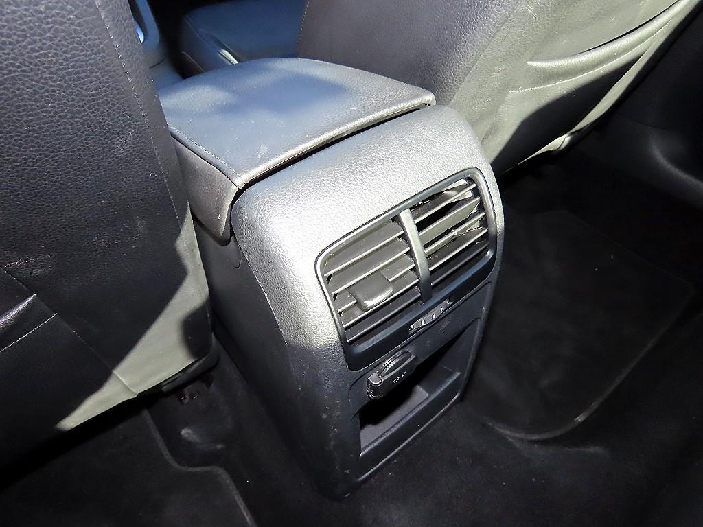 Volkswagen Jetta 2014 Plateado - Importación desde Corea - HF Imports Iquique - Foto 17