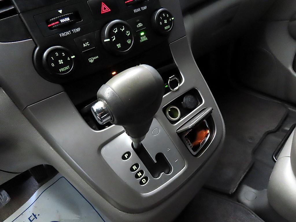 KIA Carnival 2010 Blanco - Importación desde Corea - HF Imports Iquique - Foto 13