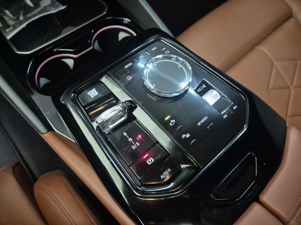 BMW 5 Series - Vista 8