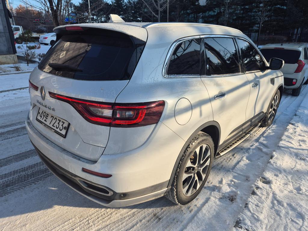 SAMSUNG QM6 - Vista 5