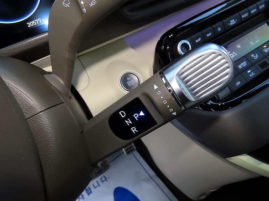 HYUNDAI Casper - Vista 10