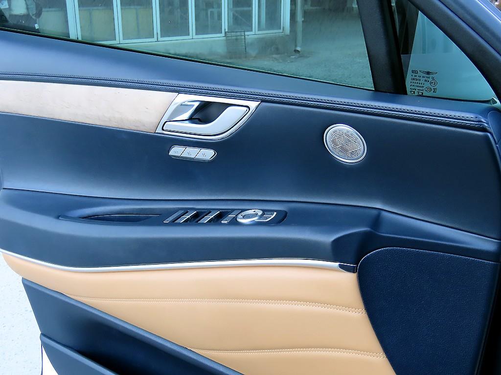 Genesis GV80 - Vista 12