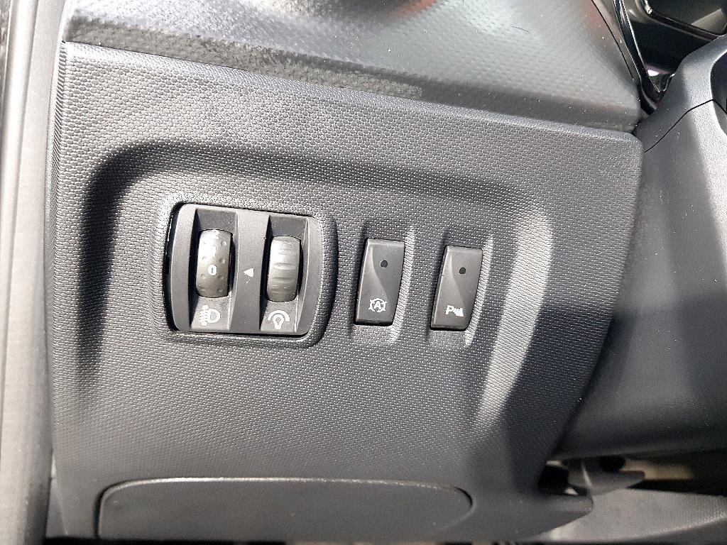 SAMSUNG QM3 - Vista 11